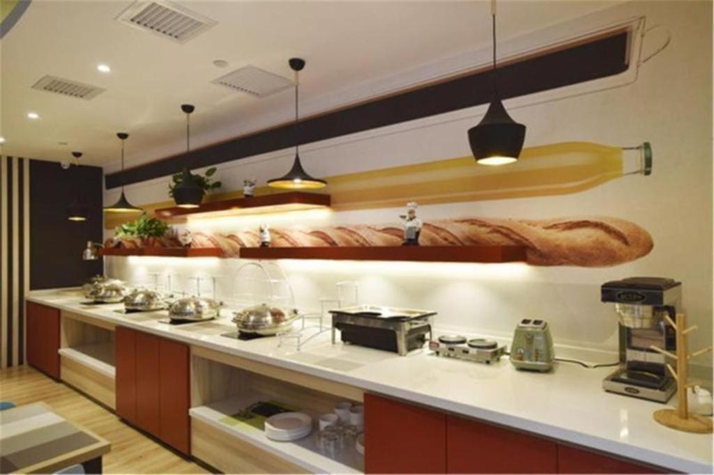 Ibis Xinzhou Qiyi Rd Hotel Ngoại thất bức ảnh
